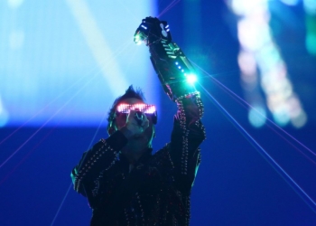 Muse анонсировали выход альбома ремиксов в честь 20-летия Origin Of Symmetry